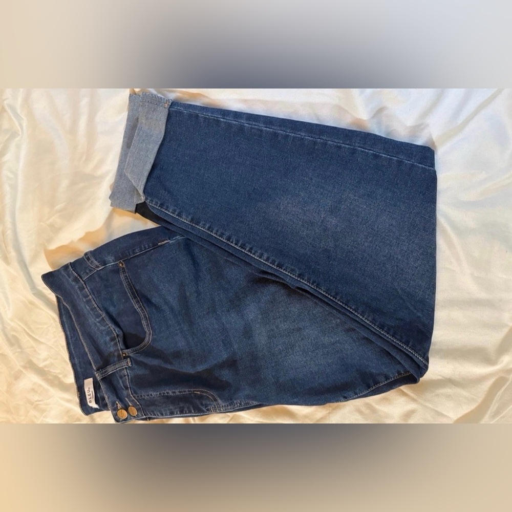 Plus Size Women Jeans - Blue Jeans Size 18- BLEU Brand jeans - straight